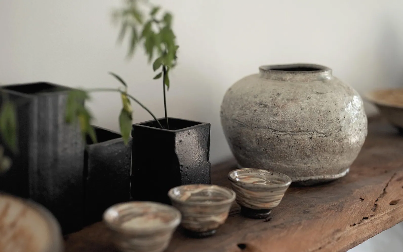 Ceramic, ceramic ware and chinaware