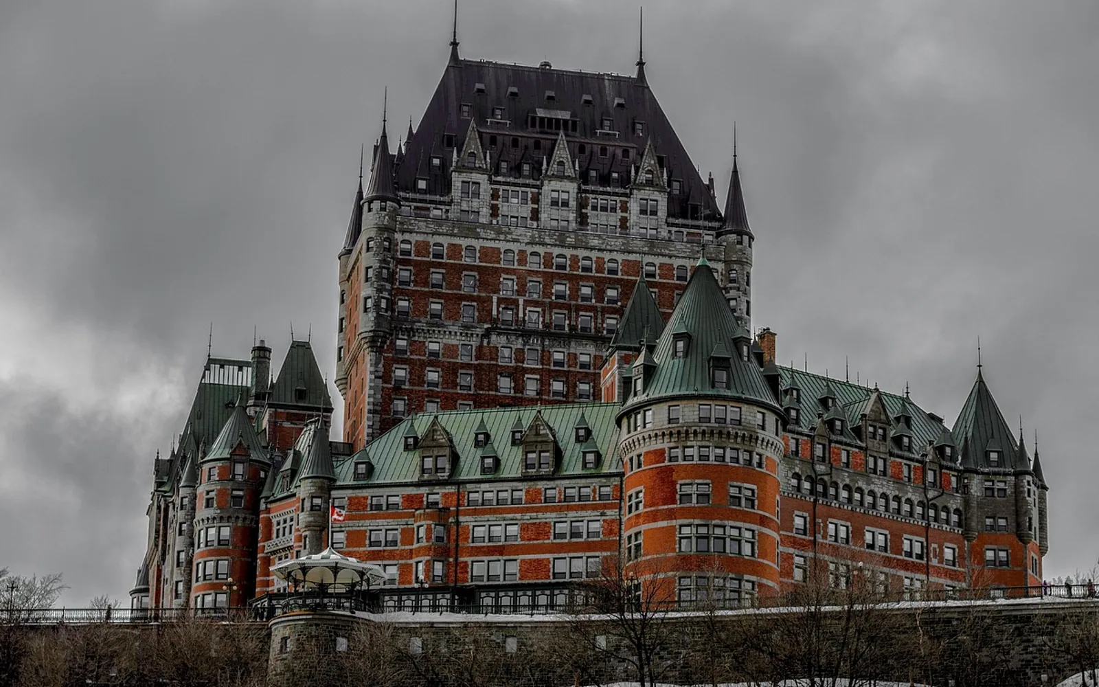 Quebec, chateau and frontenac