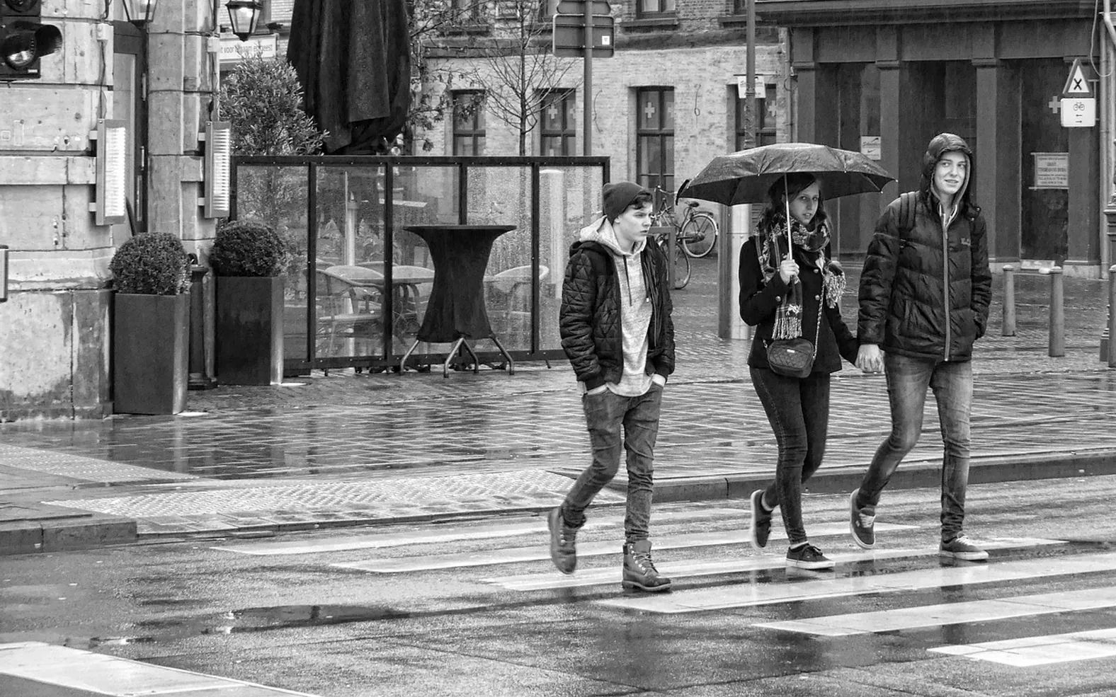Street photography, street and rain
