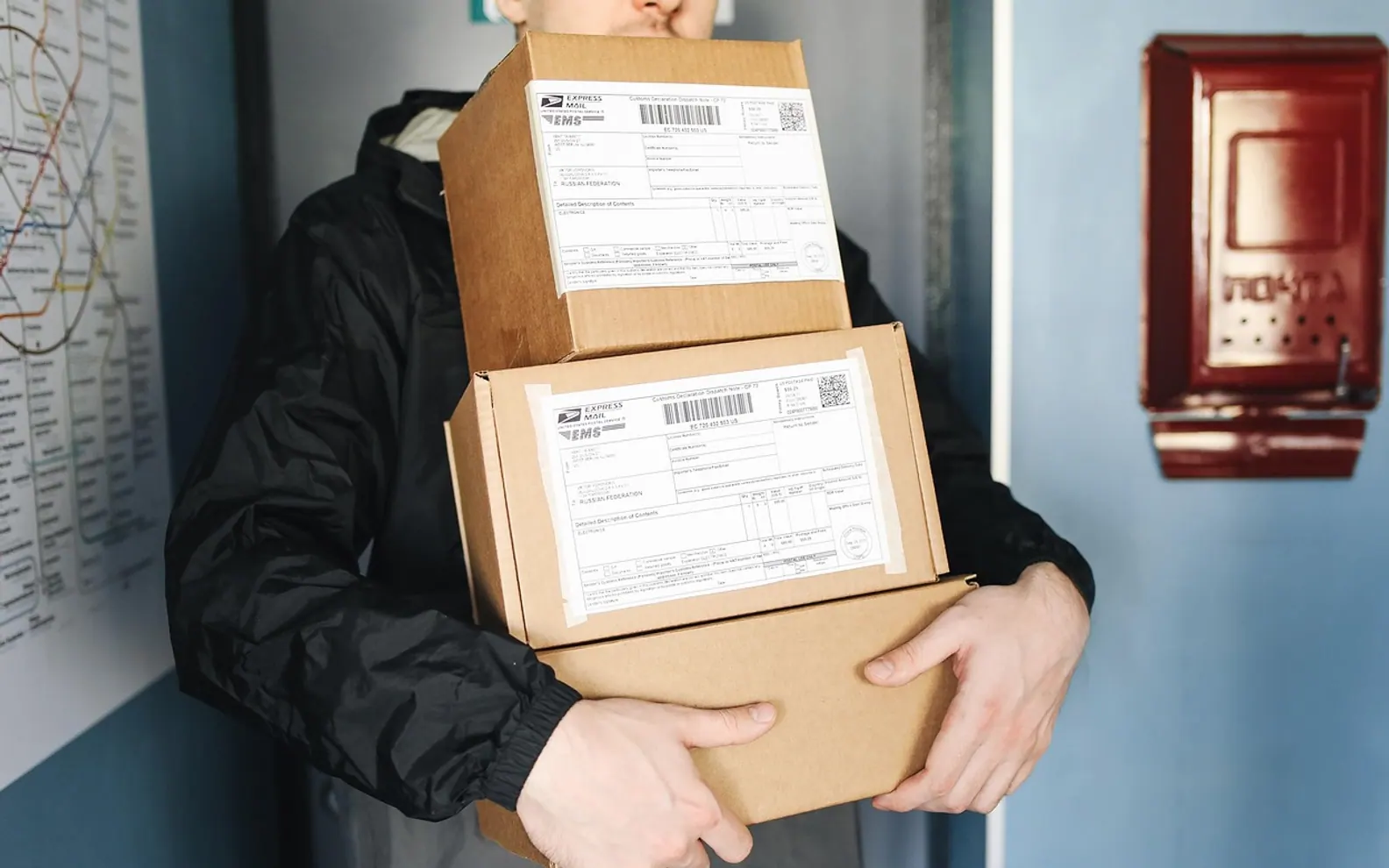 Packages, delivery and delivery man
