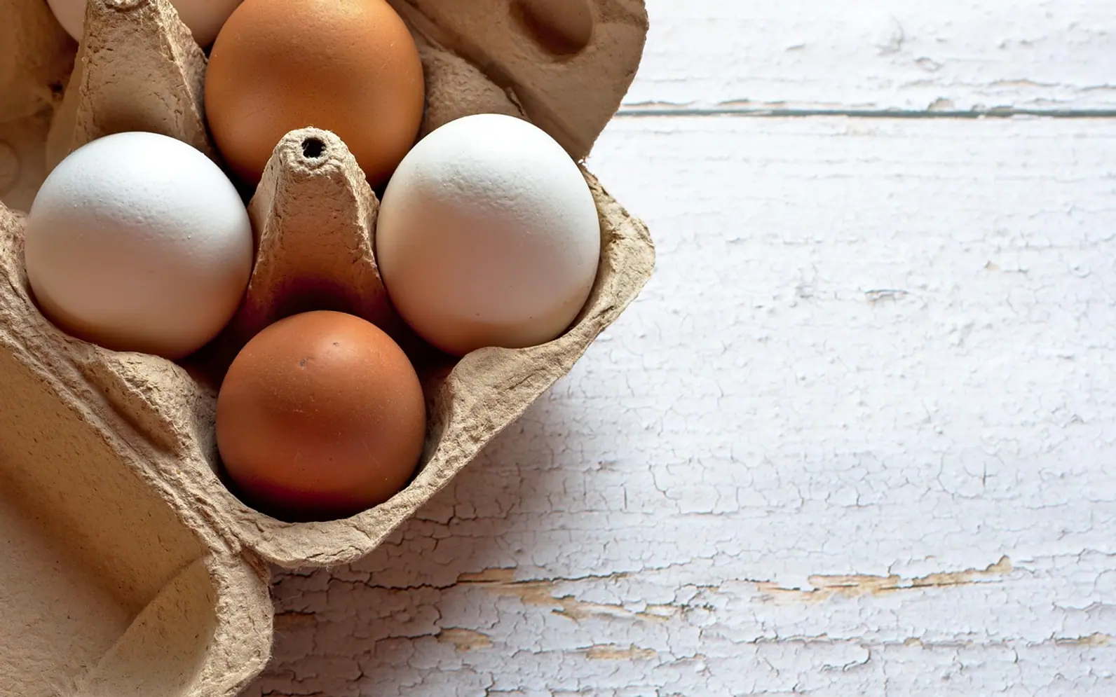 Easter eggs, eggs and easter